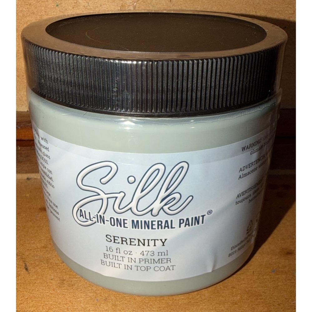 Dixie Belle Silk Paint All In One Mineral Paint SERENITY  16 oz.